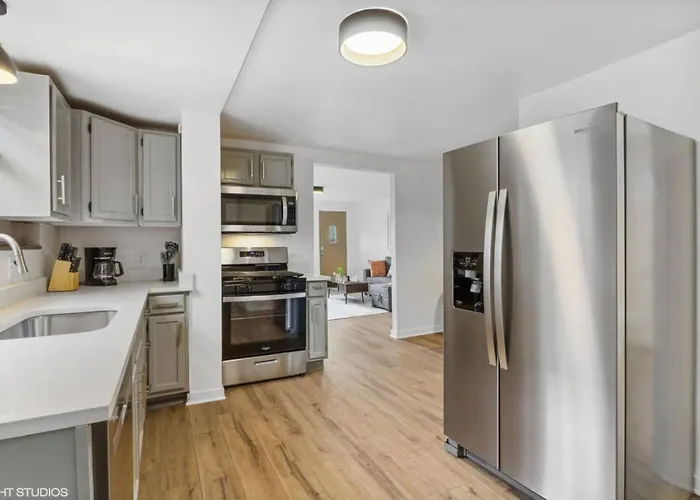 Apartment Modern And Classy 2br In The Heart Of
